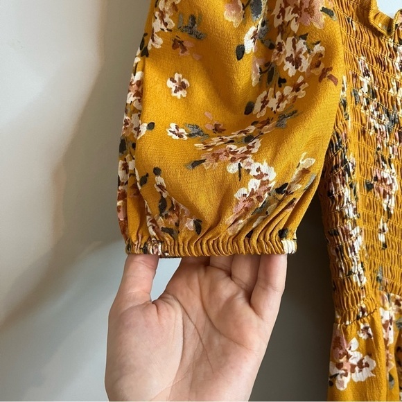 Flynn Skye Justine Square Neckline Mustard Springs Floral Crepe Romper Size M - Picture 10 of 16